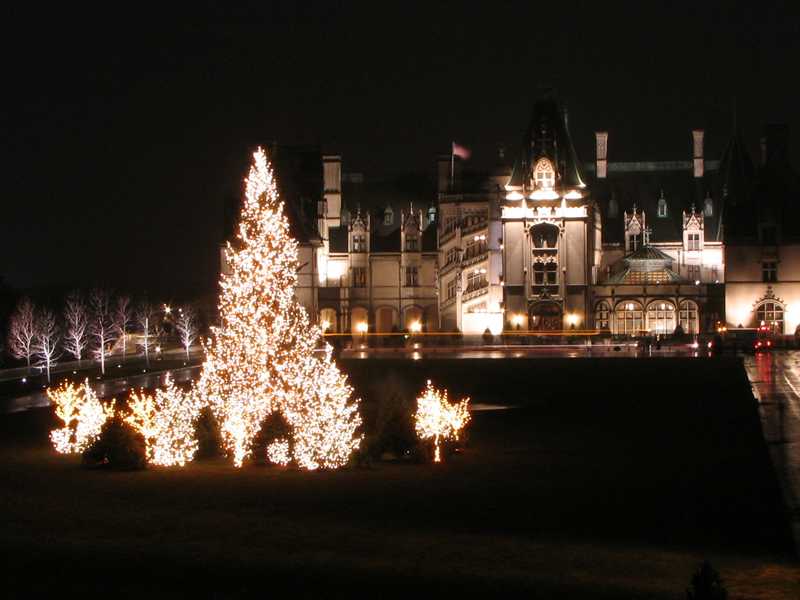 Biltmore with Christmas Tree